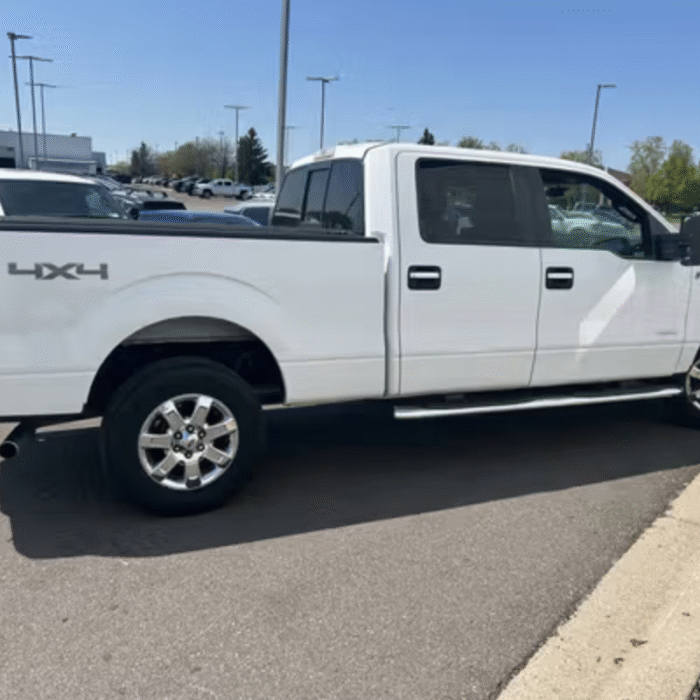 2014 Ford F-150 XLT SuperCrew 5.5' Box 4WD 2