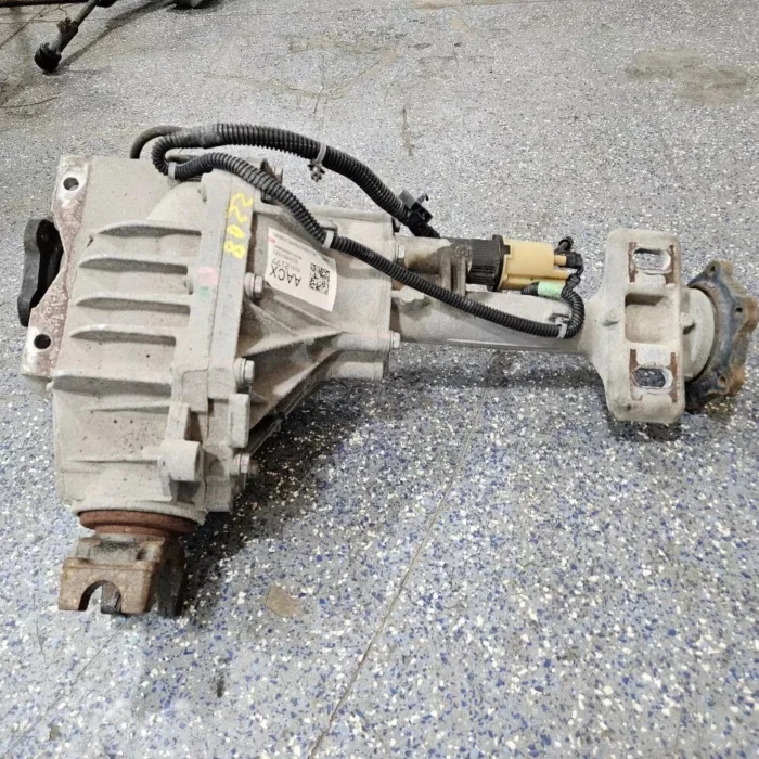 2015-2020 Cadillac Escalade Front Axle Differential Carrier 3.23 Ratio Opt GU5