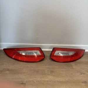 997.2 (2009-2012) Rear Tail Light Lamp Porsche 911 Right And Left OEM