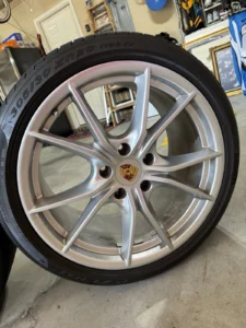 Porsche 991.2 Carrera S Wheels And Pirreli Tires