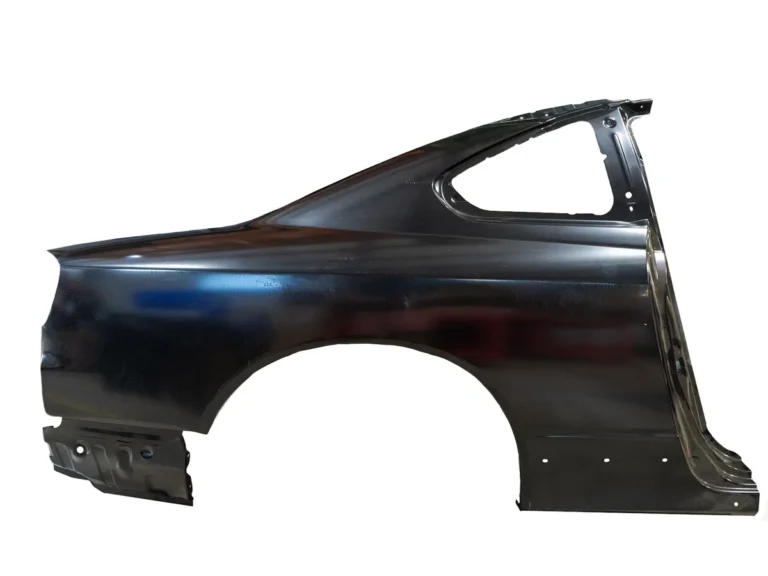 Rear Quarters