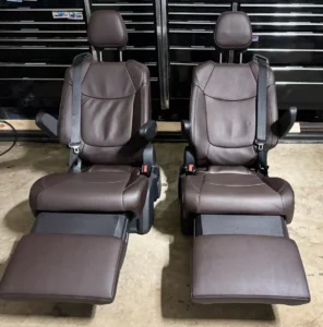 Recliners Toyota Sienna Seats 2021-2024 Truck Van RV Seats Brown Black Leather