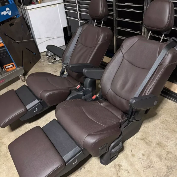 Recliners Toyota Sienna Seats 2021-2024 Truck Van RV Seats Brown Black Leather