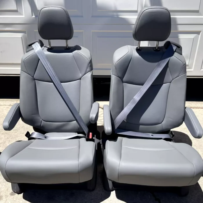 Toyota Sienna Seats 2021-2023 - Light Gray Leather Second Row 7 Passenger
