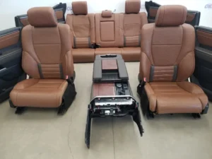 24 TOYOTA TUNDRA 1794 EDITION FRONT AND REAR SEAT SET WITH CONSOLE AND PANELS