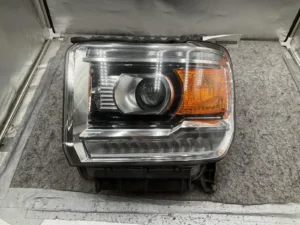 18-19 GMC Sierra 2500 Pickup LH Left Headlamp Assembly OEM