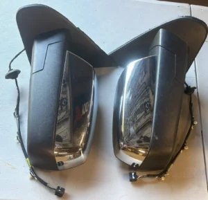 2014-2019 Chevy Silverado 1500 Side Power Mirror Without Turn Signal Set LH & RH