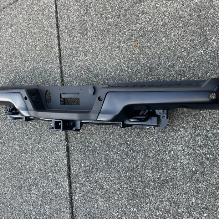 2017 - 2025 FORD F150 RAPTOR REAR BUMPER WITH TOW HITCH GENUINE OEM 2
