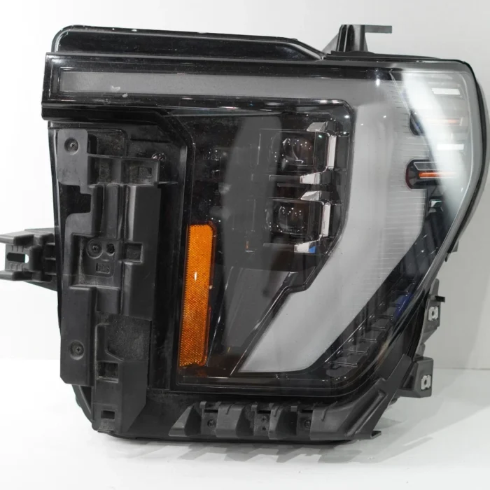 2024 2025 GMC SIERRA 2500 3500 LH DRIVER LED HEADLIGHT OEM 2024 2025 GMC SIERRA 2500 3500 LH DRIVER LED HEADLIGHT OEM